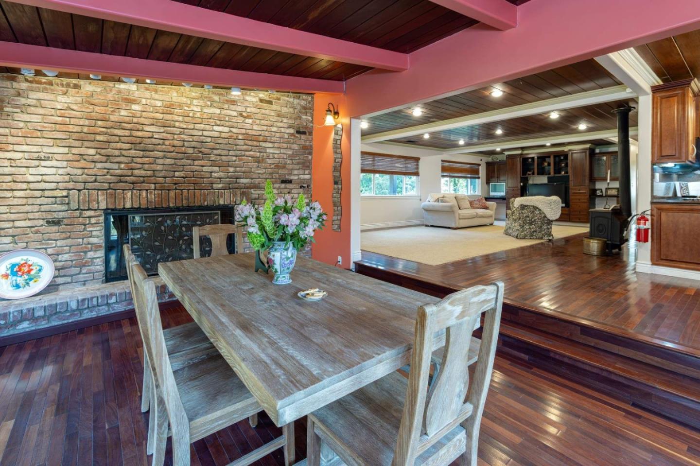 Detail Gallery Image 9 of 45 For 7954-7958 Lovers Ln, Hollister,  CA 95023 - 5 Beds | 4 Baths
