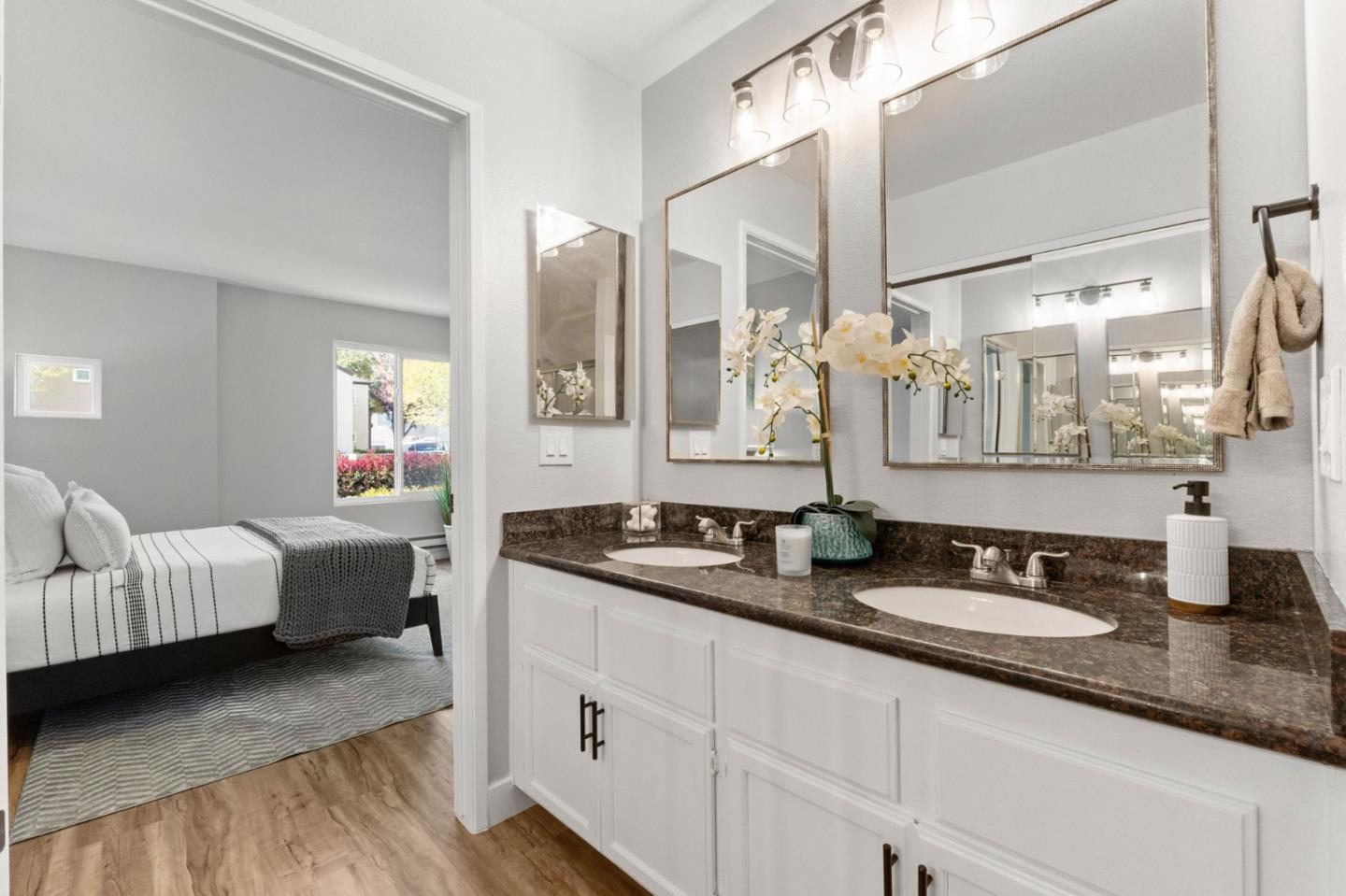 Detail Gallery Image 23 of 34 For 653 Encore, San Jose,  CA 95134 - 2 Beds | 2 Baths