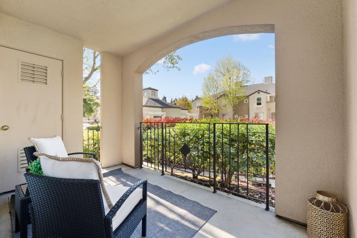 Detail Gallery Image 25 of 34 For 653 Encore, San Jose,  CA 95134 - 2 Beds | 2 Baths