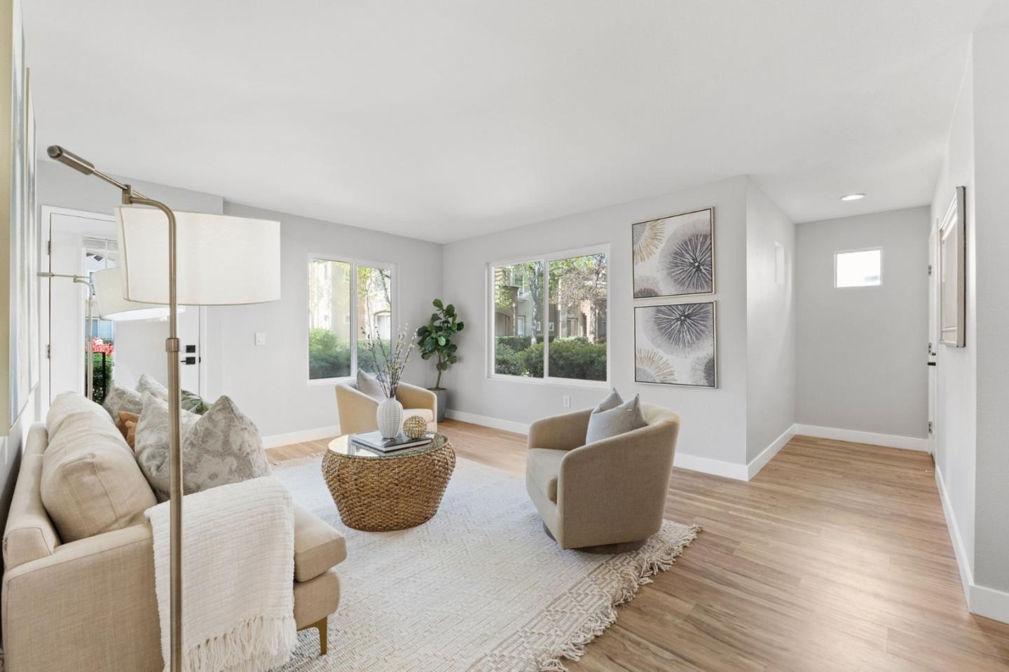 Detail Gallery Image 7 of 34 For 653 Encore, San Jose,  CA 95134 - 2 Beds | 2 Baths