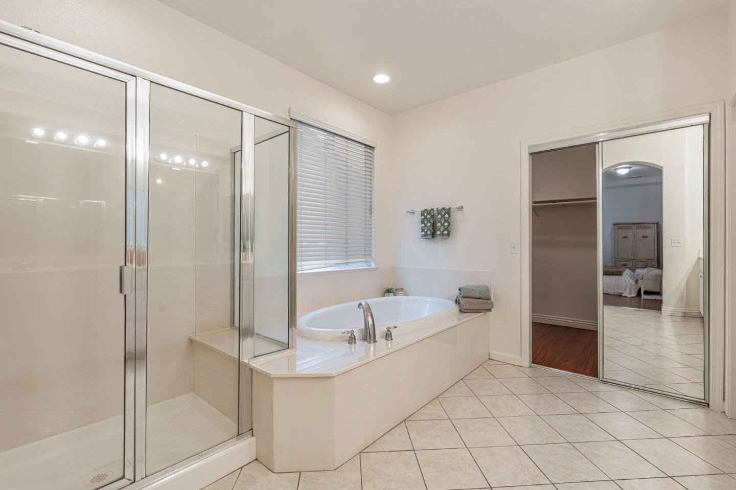 Detail Gallery Image 19 of 28 For 5637 Coloma Ct, Riverbank,  CA 95367 - 4 Beds | 2/1 Baths