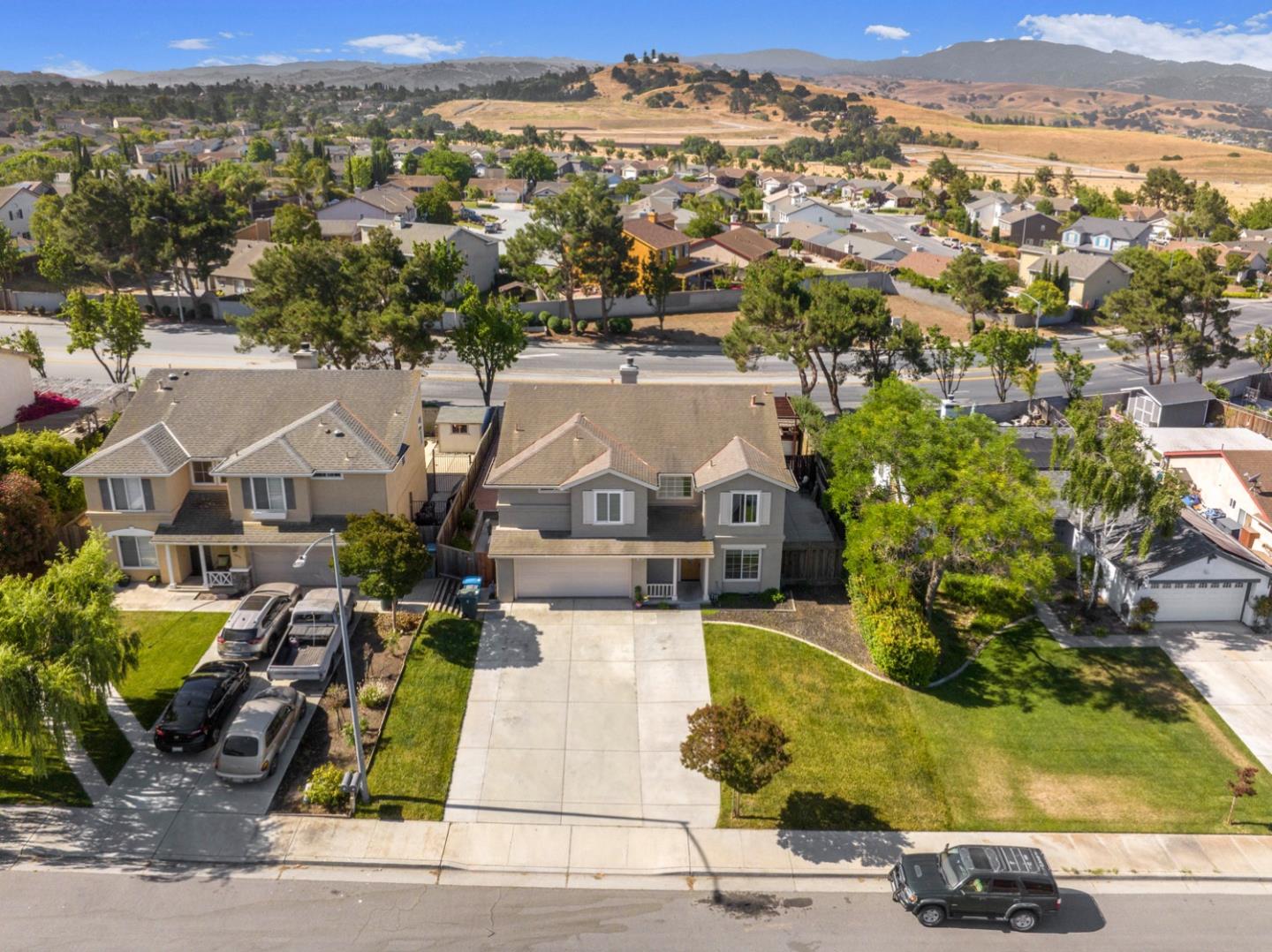 Detail Gallery Image 30 of 38 For 1261 Crestview Dr, Hollister,  CA 95023 - 5 Beds | 2/1 Baths