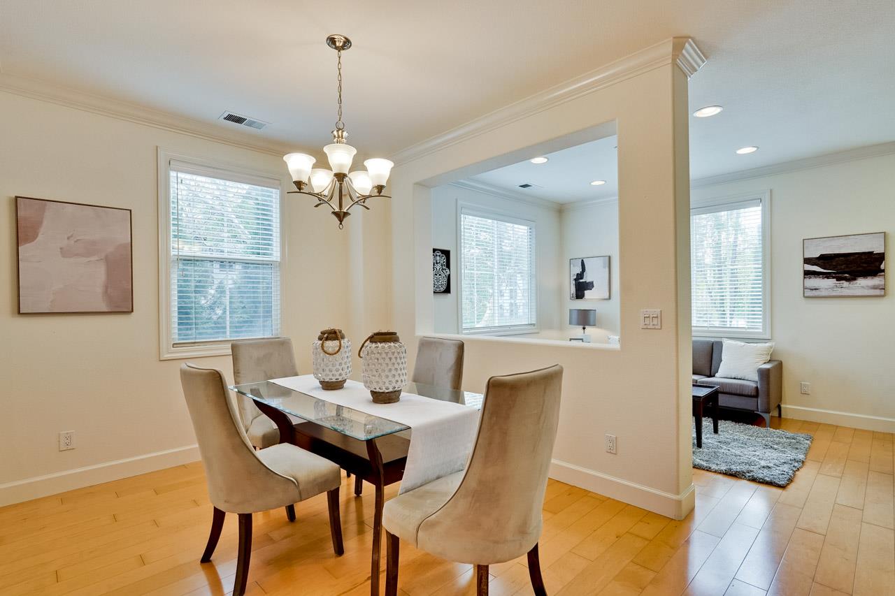 Detail Gallery Image 13 of 44 For 1009 Jena Ter, Sunnyvale,  CA 94089 - 4 Beds | 3/1 Baths