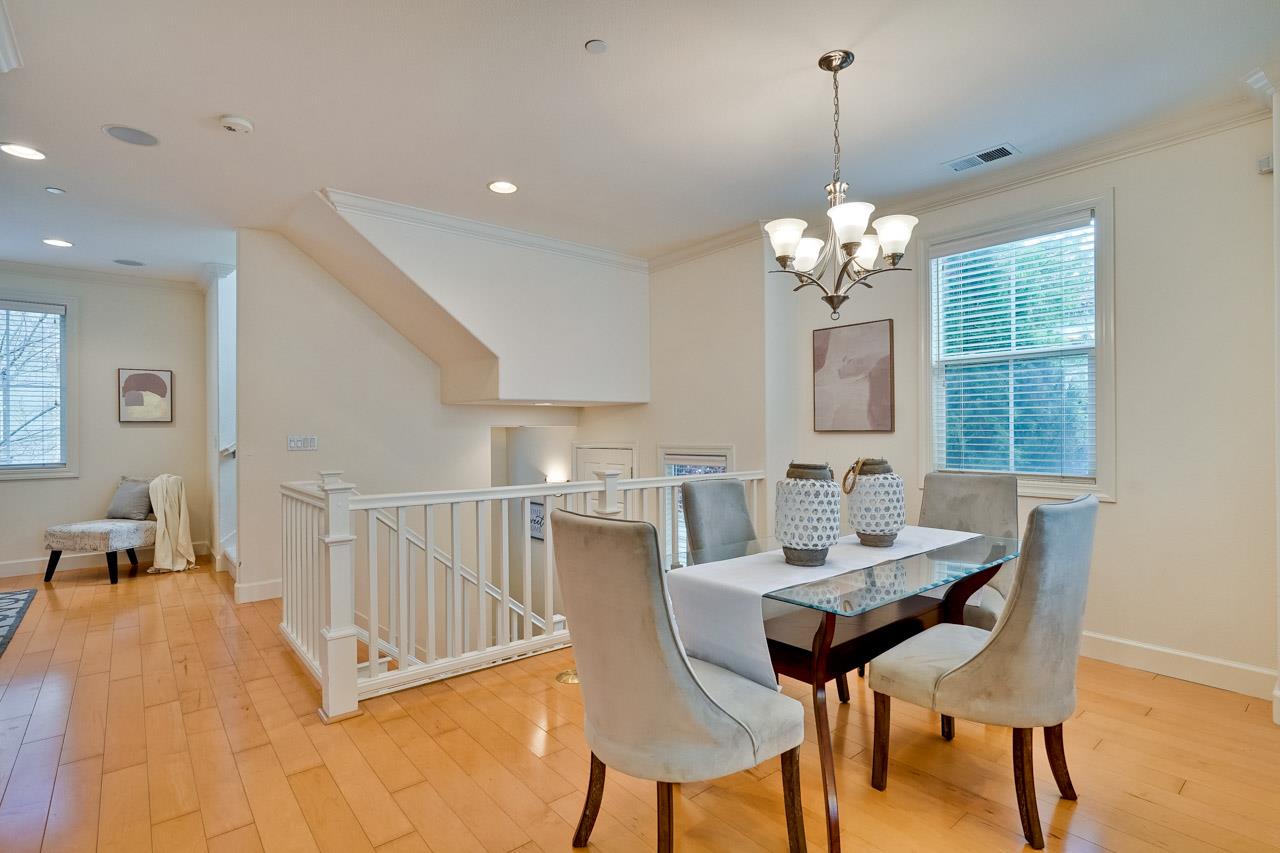 Detail Gallery Image 15 of 44 For 1009 Jena Ter, Sunnyvale,  CA 94089 - 4 Beds | 3/1 Baths