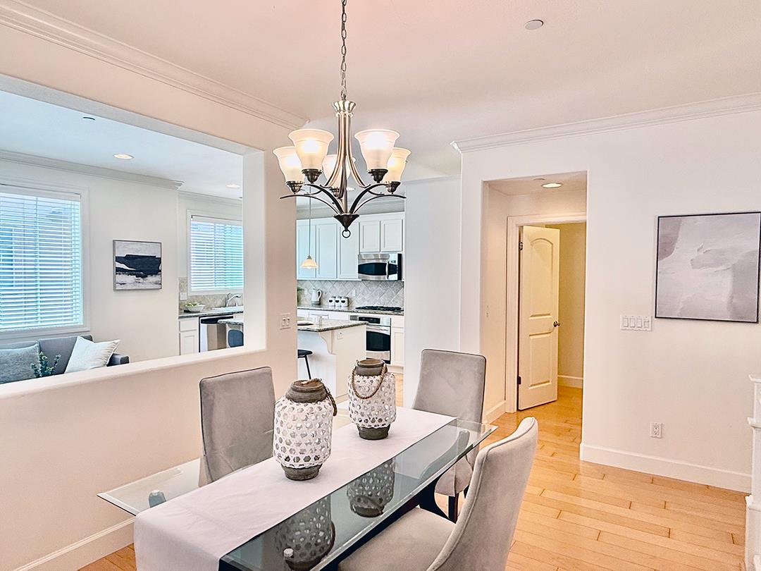 Detail Gallery Image 17 of 44 For 1009 Jena Ter, Sunnyvale,  CA 94089 - 4 Beds | 3/1 Baths