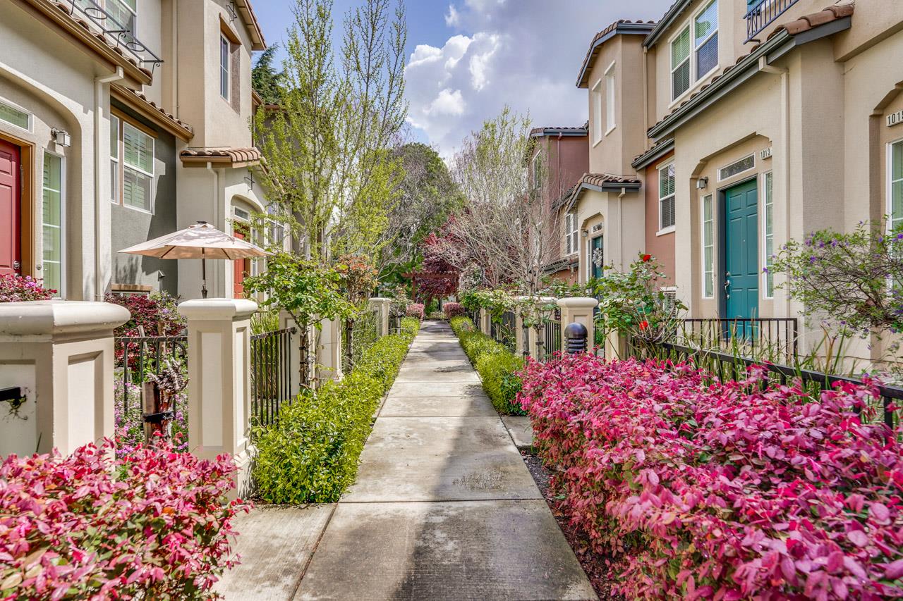 Detail Gallery Image 26 of 44 For 1009 Jena Ter, Sunnyvale,  CA 94089 - 4 Beds | 3/1 Baths