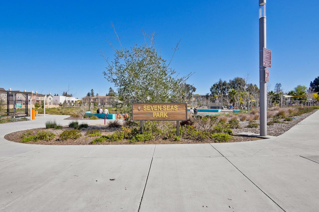 Detail Gallery Image 30 of 44 For 1009 Jena Ter, Sunnyvale,  CA 94089 - 4 Beds | 3/1 Baths
