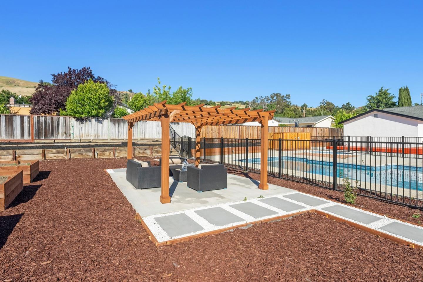 Detail Gallery Image 38 of 45 For 3641 Cropley Ave, San Jose,  CA 95132 - 4 Beds | 2 Baths