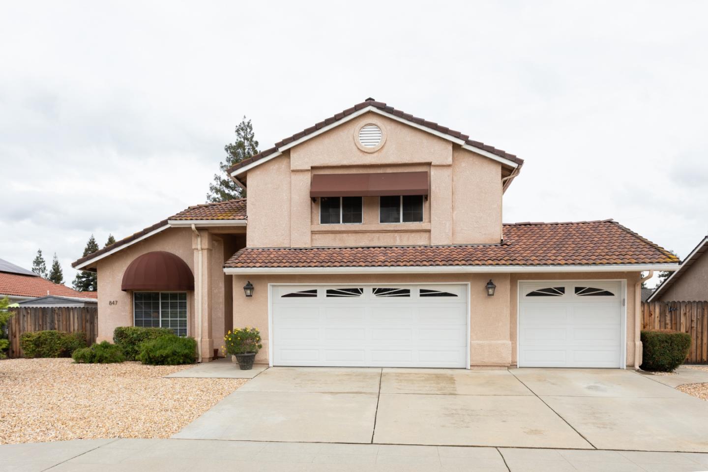 Detail Gallery Image 3 of 37 For 847 Amber Ave, Clovis,  CA 93611 - 3 Beds | 2/1 Baths