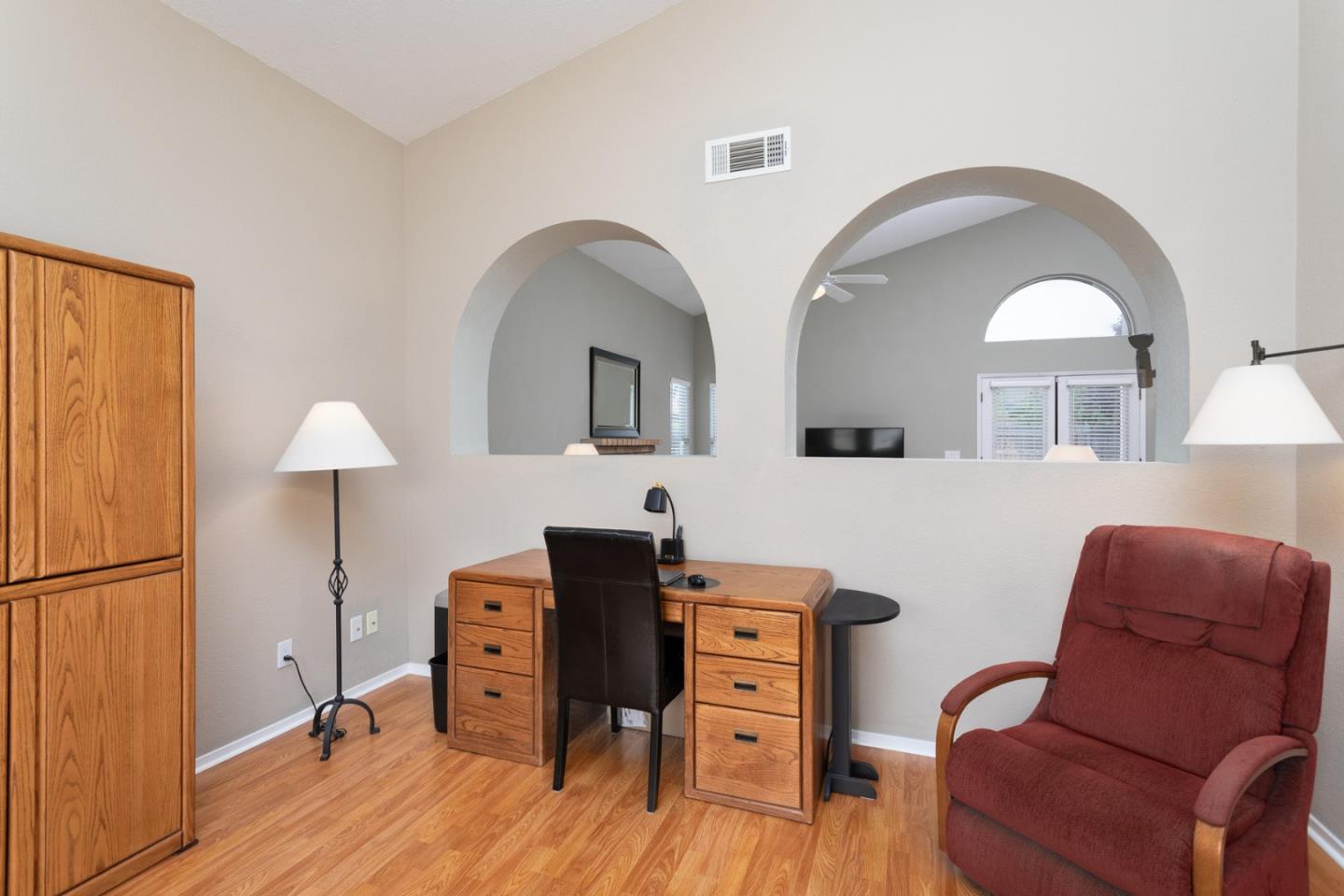Detail Gallery Image 9 of 37 For 847 Amber Ave, Clovis,  CA 93611 - 3 Beds | 2/1 Baths