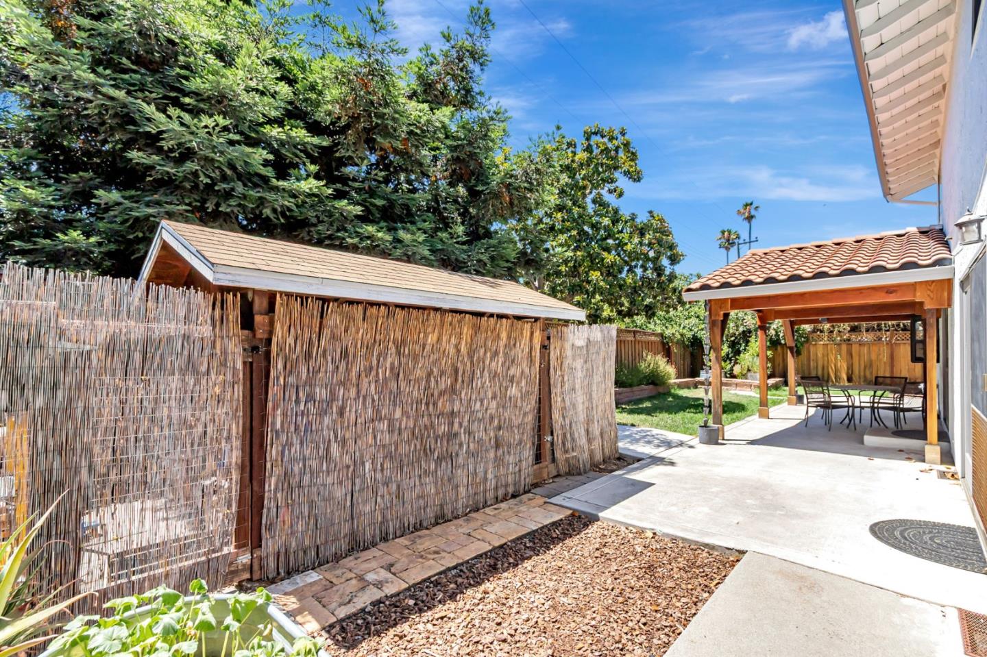 Detail Gallery Image 33 of 37 For 605 Encino Dr, Morgan Hill,  CA 95037 - 5 Beds | 3 Baths