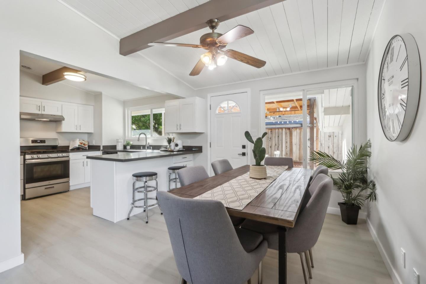 Detail Gallery Image 11 of 37 For 1408 Cliffwood Dr, San Jose,  CA 95122 - 3 Beds | 1 Baths