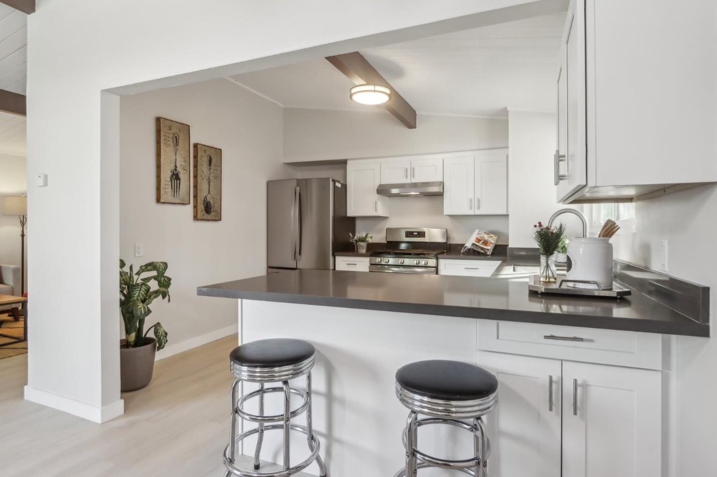Detail Gallery Image 12 of 37 For 1408 Cliffwood Dr, San Jose,  CA 95122 - 3 Beds | 1 Baths