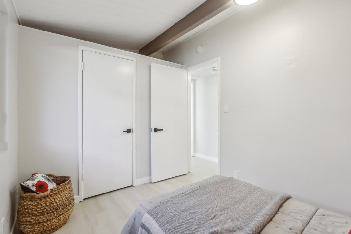 Detail Gallery Image 18 of 37 For 1408 Cliffwood Dr, San Jose,  CA 95122 - 3 Beds | 1 Baths