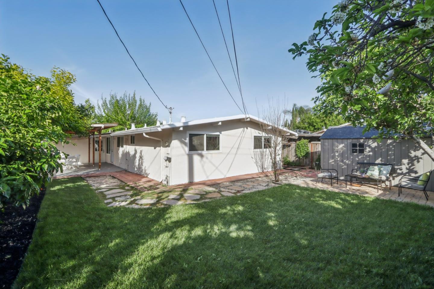 Detail Gallery Image 31 of 37 For 1408 Cliffwood Dr, San Jose,  CA 95122 - 3 Beds | 1 Baths
