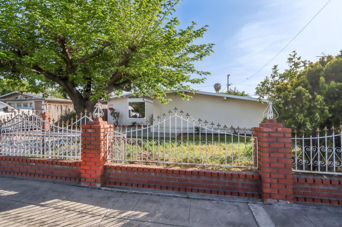 Detail Gallery Image 33 of 37 For 1408 Cliffwood Dr, San Jose,  CA 95122 - 3 Beds | 1 Baths