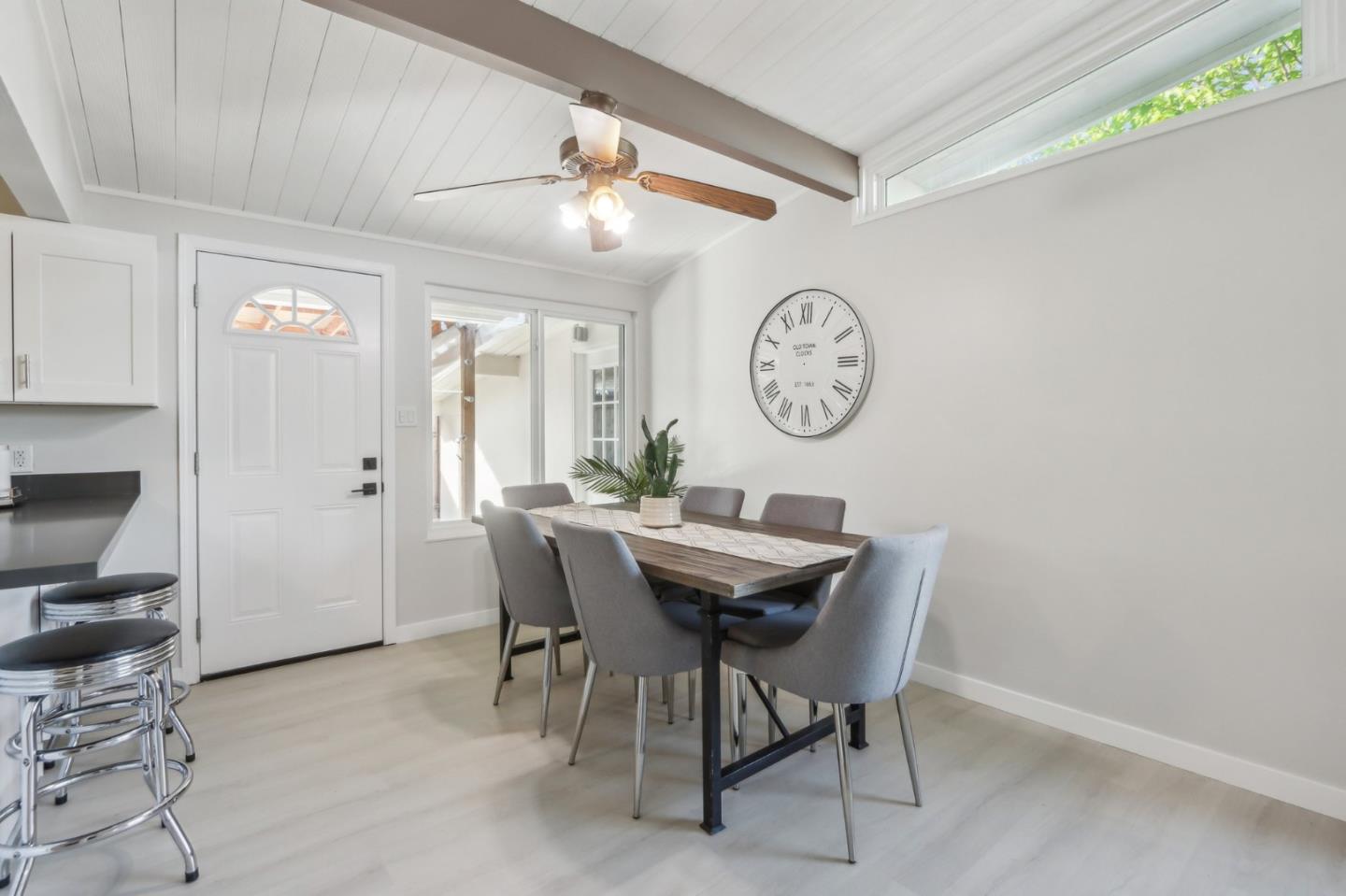 Detail Gallery Image 6 of 37 For 1408 Cliffwood Dr, San Jose,  CA 95122 - 3 Beds | 1 Baths