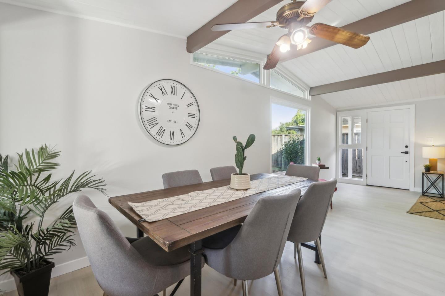 Detail Gallery Image 9 of 37 For 1408 Cliffwood Dr, San Jose,  CA 95122 - 3 Beds | 1 Baths