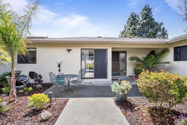 Detail Gallery Image 11 of 102 For 725 Ridgemark Dr, Hollister,  CA 95023 - 3 Beds | 2 Baths