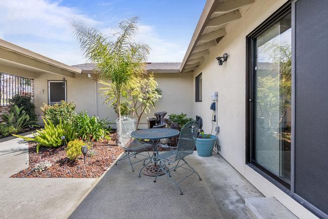 Detail Gallery Image 16 of 102 For 725 Ridgemark Dr, Hollister,  CA 95023 - 3 Beds | 2 Baths