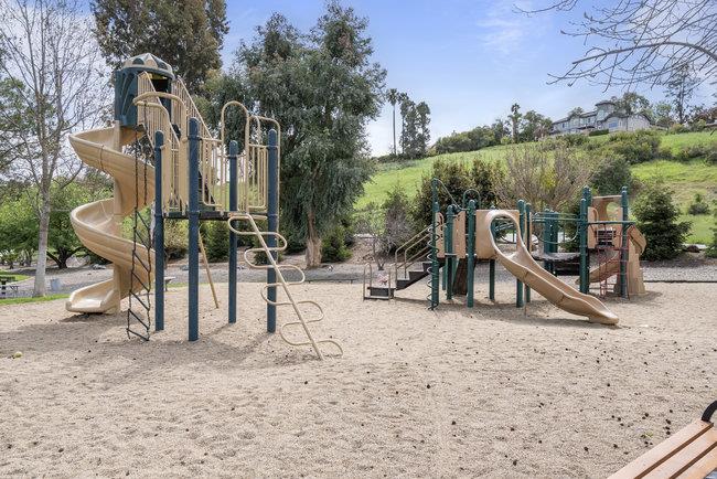 Detail Gallery Image 77 of 102 For 725 Ridgemark Dr, Hollister,  CA 95023 - 3 Beds | 2 Baths