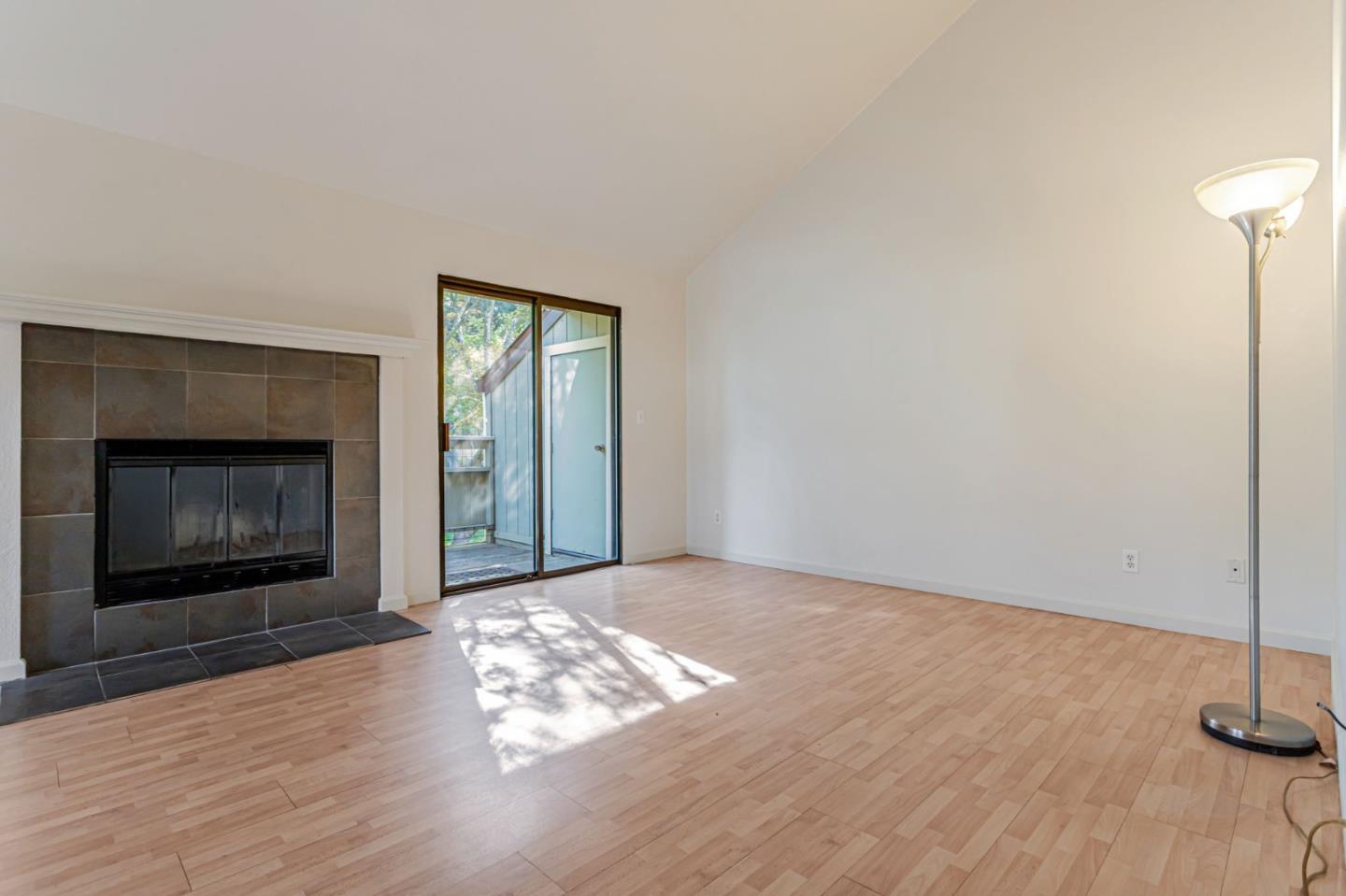 Detail Gallery Image 10 of 58 For 111 Bean Creek Rd #80,  Scotts Valley,  CA 95066 - 2 Beds | 1/1 Baths