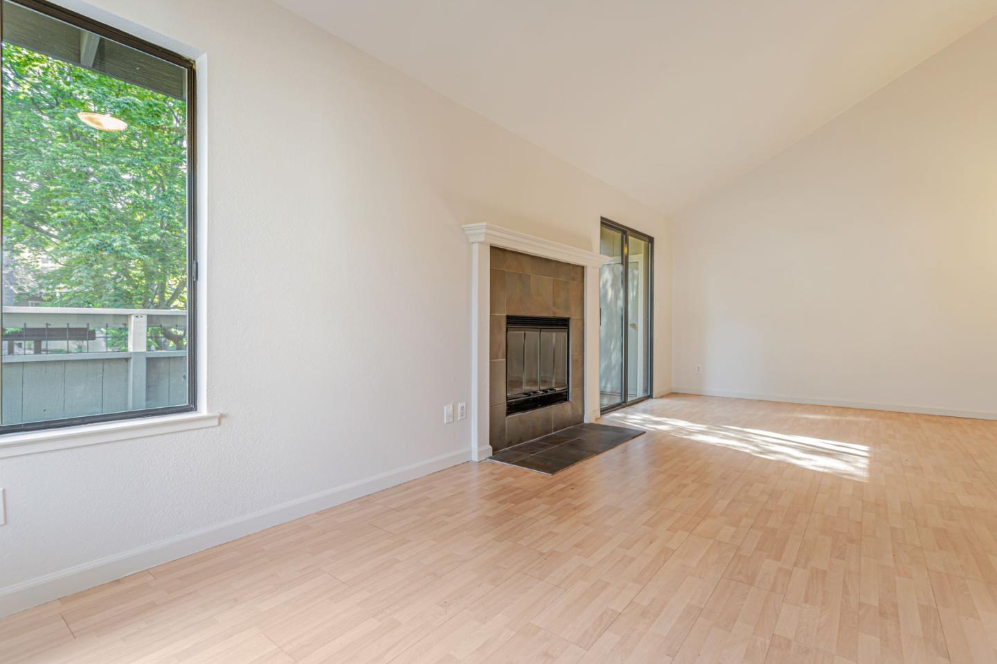 Detail Gallery Image 12 of 58 For 111 Bean Creek Rd #80,  Scotts Valley,  CA 95066 - 2 Beds | 1/1 Baths