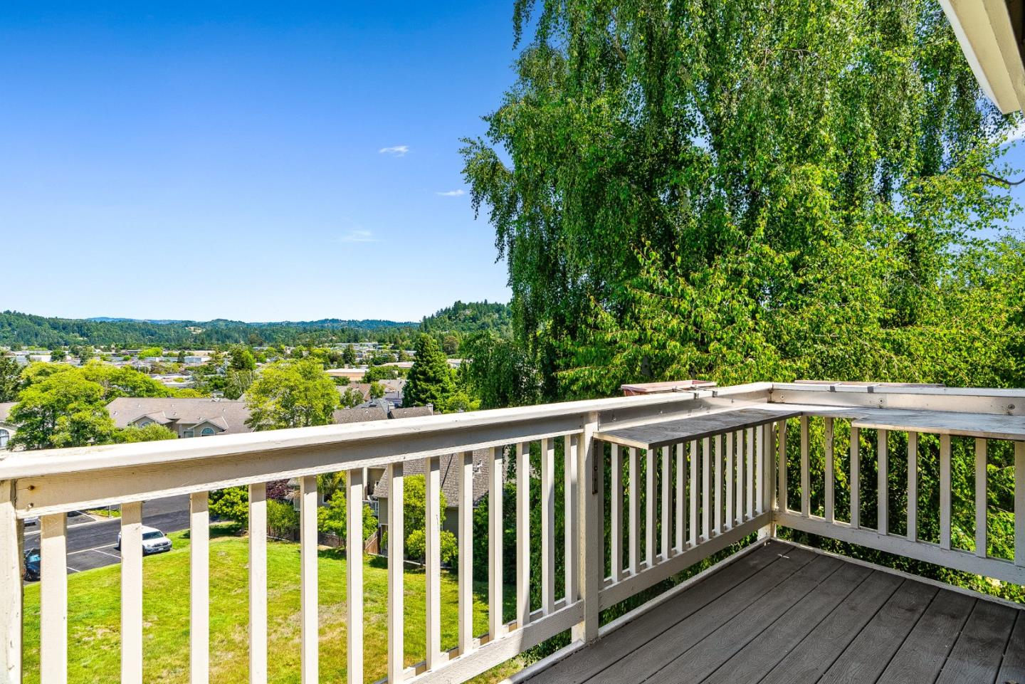 Detail Gallery Image 13 of 30 For 17 Carriage Ln, Scotts Valley,  CA 95066 - 3 Beds | 2 Baths