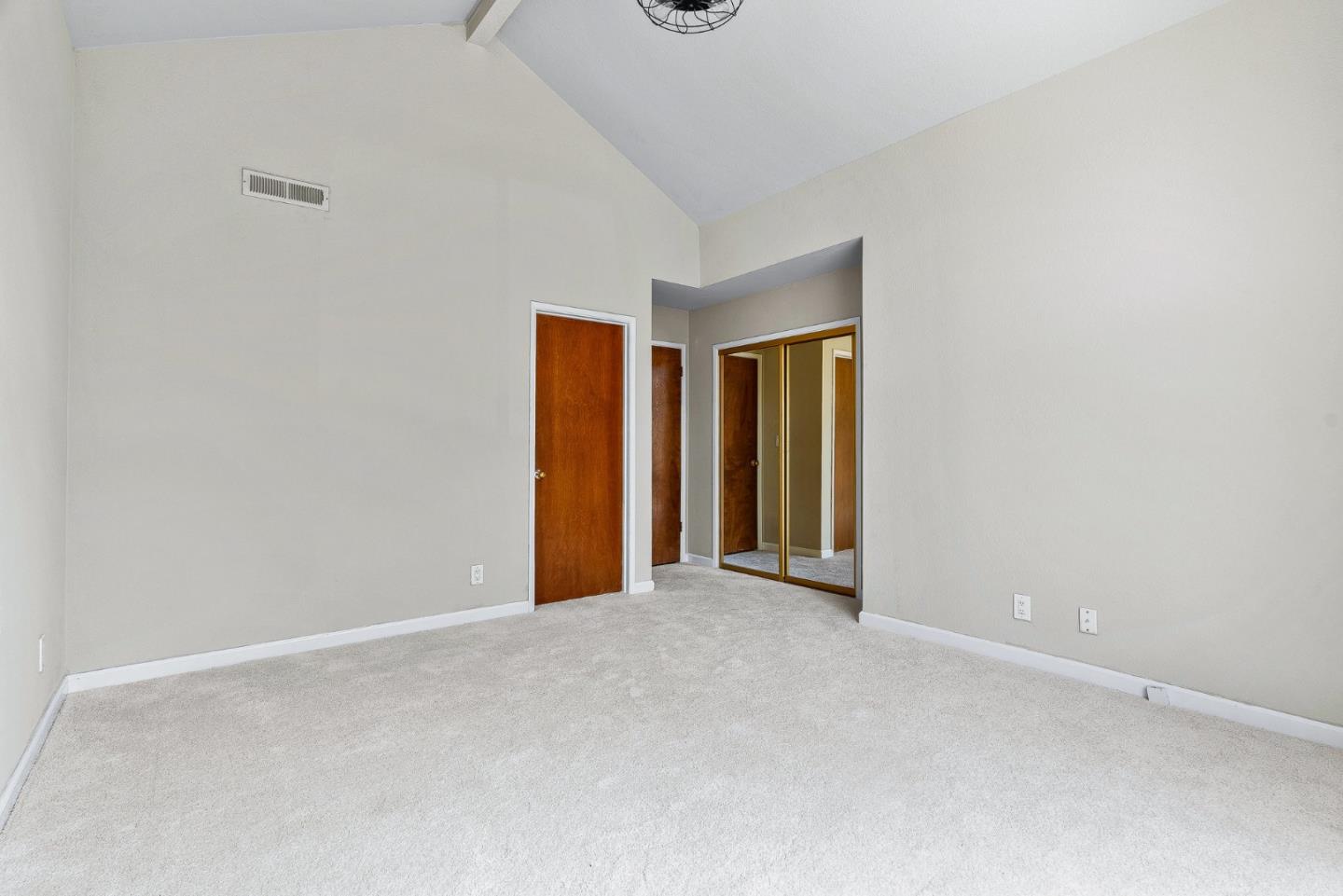 Detail Gallery Image 18 of 30 For 17 Carriage Ln, Scotts Valley,  CA 95066 - 3 Beds | 2 Baths