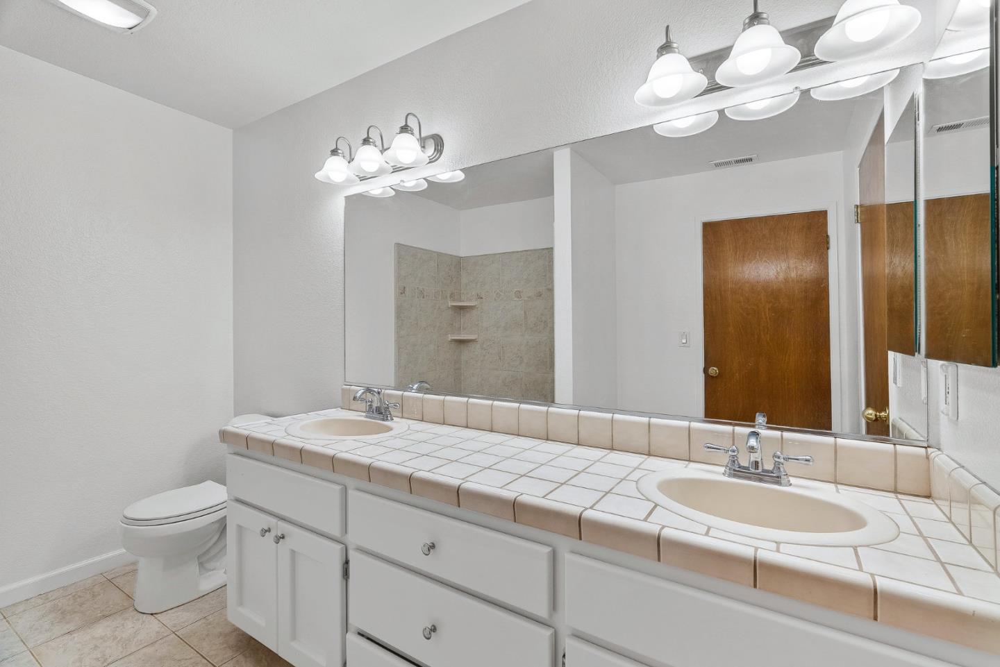 Detail Gallery Image 20 of 30 For 17 Carriage Ln, Scotts Valley,  CA 95066 - 3 Beds | 2 Baths