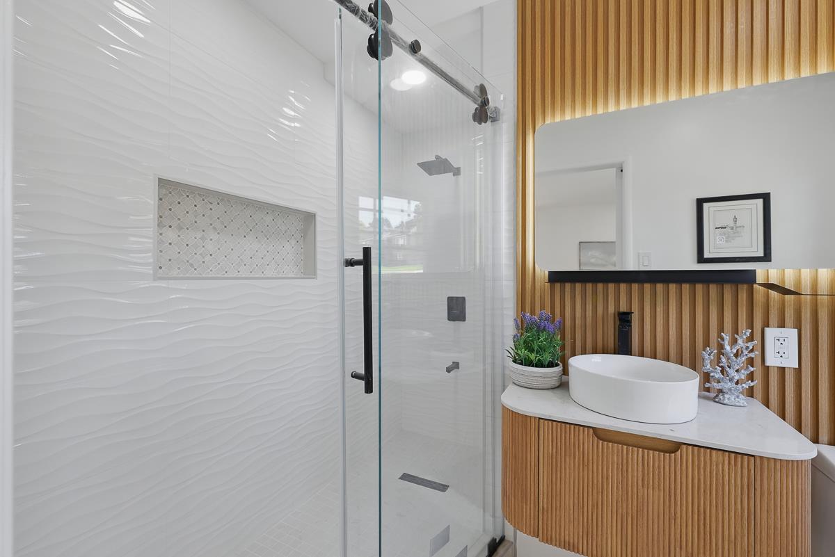 Detail Gallery Image 27 of 44 For 500 La Casa Ave, San Mateo,  CA 94403 - 3 Beds | 3 Baths