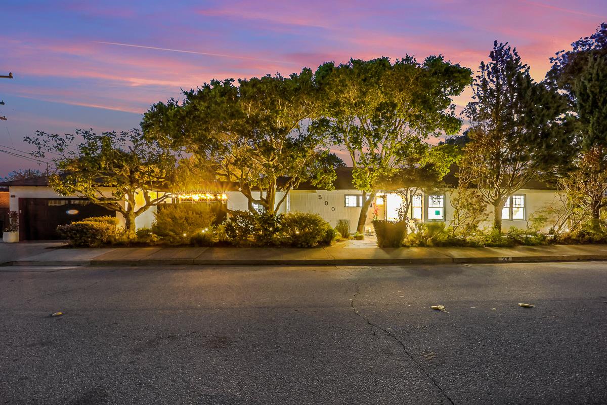 Detail Gallery Image 4 of 44 For 500 La Casa Ave, San Mateo,  CA 94403 - 3 Beds | 3 Baths