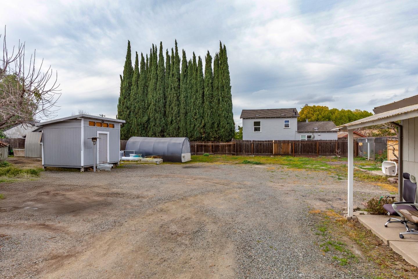 Detail Gallery Image 8 of 12 For 309 S Buena Vista Ave, San Jose,  CA 95126 - 2 Beds | 1 Baths