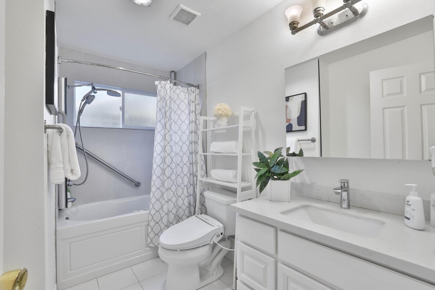 Detail Gallery Image 11 of 29 For 3516 Lisbon Dr, San Jose,  CA 95132 - 4 Beds | 2 Baths