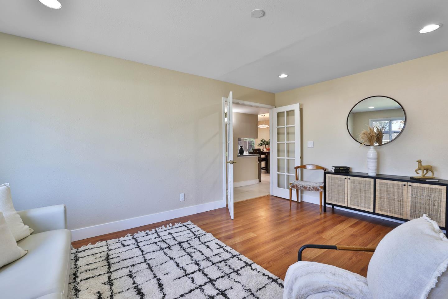 Detail Gallery Image 4 of 29 For 3516 Lisbon Dr, San Jose,  CA 95132 - 4 Beds | 2 Baths