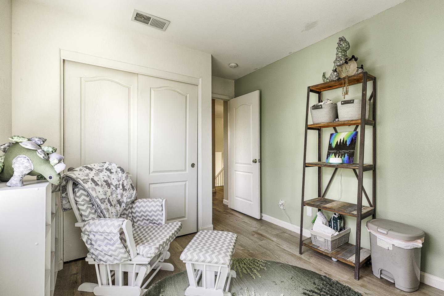 Detail Gallery Image 24 of 34 For 4015 Agassi Dr Dr, Santa Rosa,  CA 95407 - 3 Beds | 2/1 Baths
