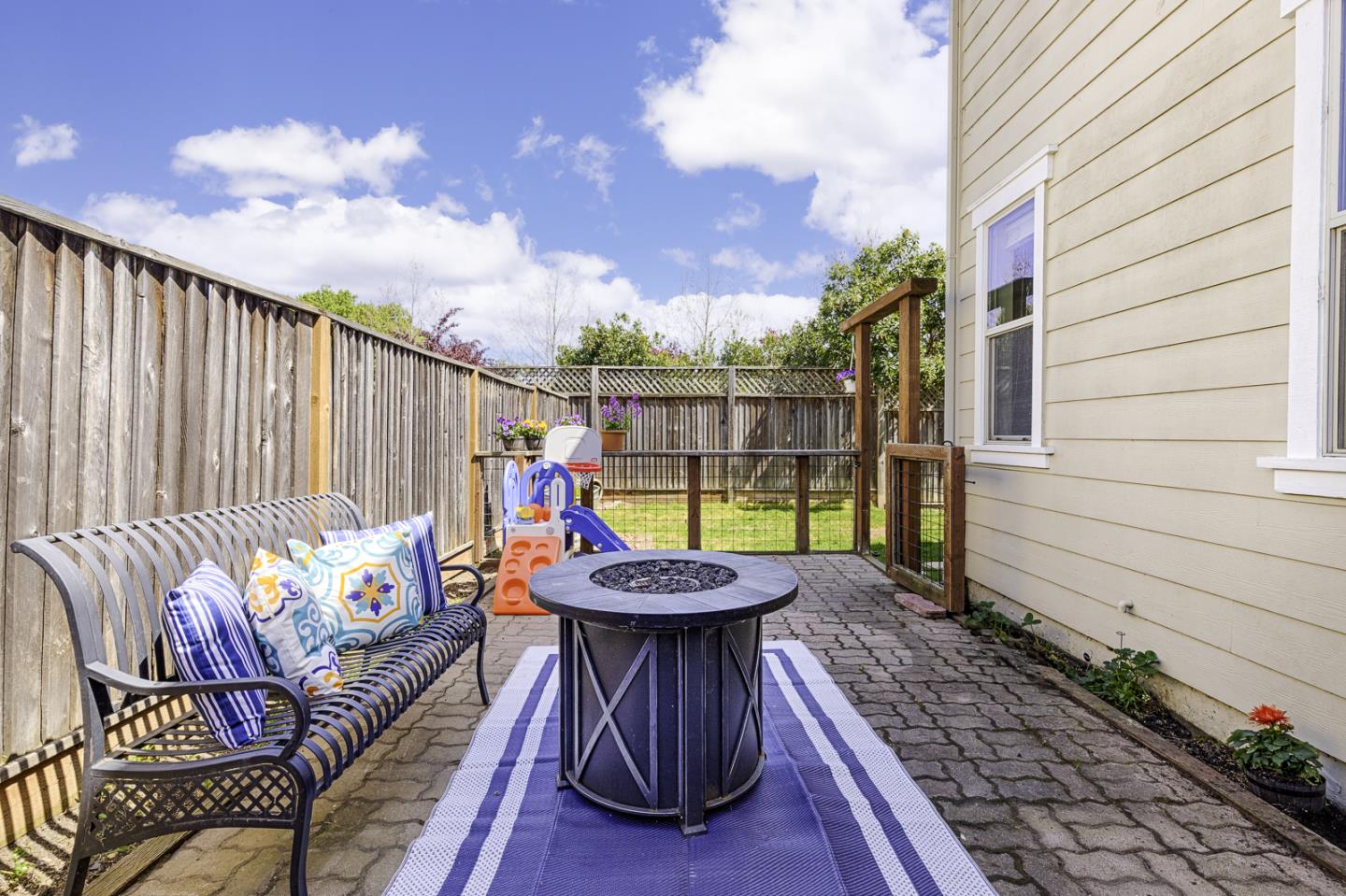 Detail Gallery Image 33 of 34 For 4015 Agassi Dr Dr, Santa Rosa,  CA 95407 - 3 Beds | 2/1 Baths