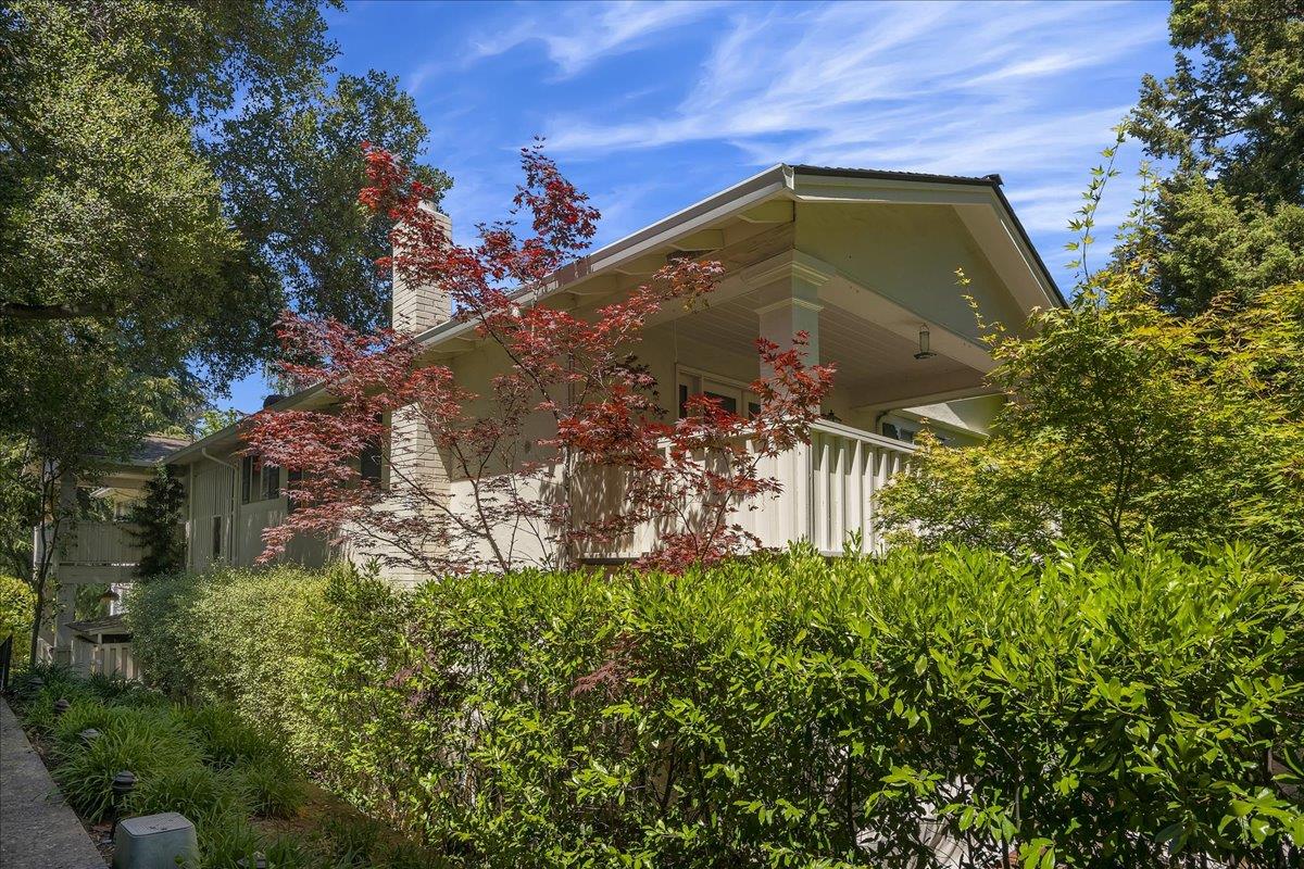 Detail Gallery Image 12 of 19 For 600 Pennsylvania Ave #24,  Los Gatos,  CA 95030 - 2 Beds | 2 Baths
