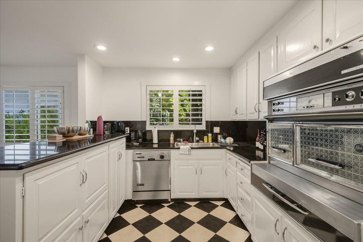 Detail Gallery Image 6 of 19 For 600 Pennsylvania Ave #24,  Los Gatos,  CA 95030 - 2 Beds | 2 Baths