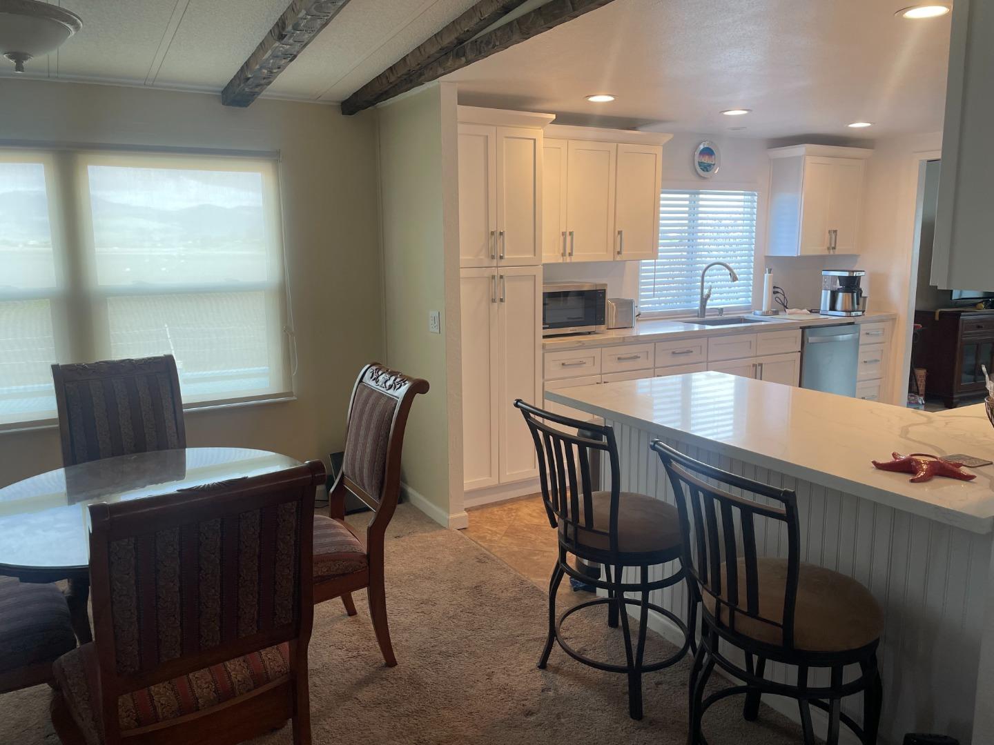 Detail Gallery Image 9 of 16 For 150 Kern St #41,  Salinas,  CA 93905 - 2 Beds | 2 Baths