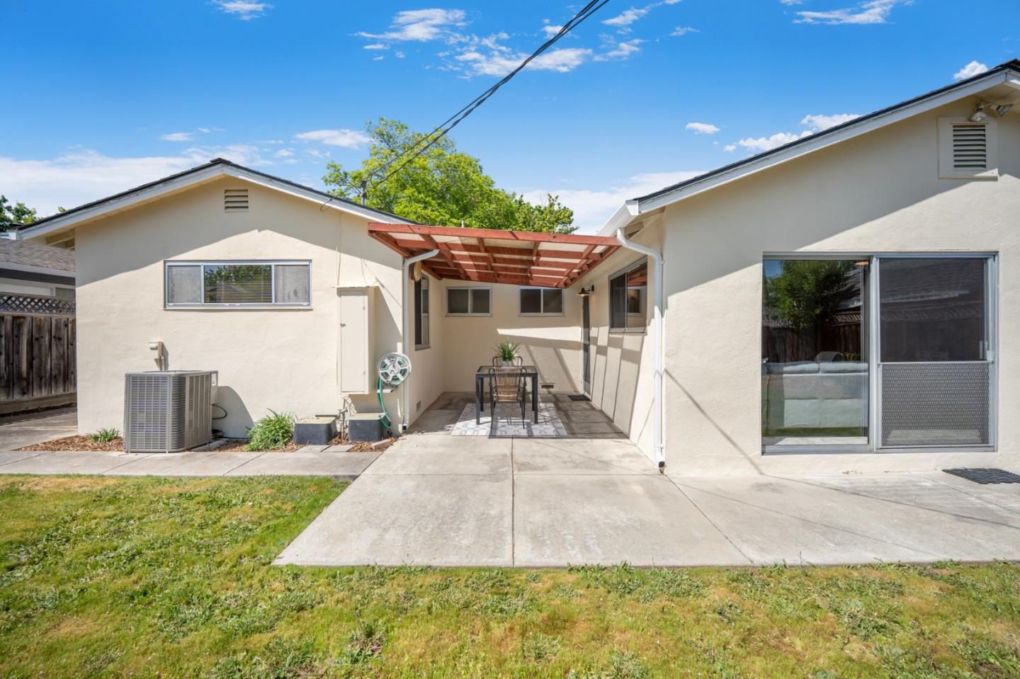 Detail Gallery Image 19 of 31 For 4834 Winton Way, San Jose,  CA 95124 - 4 Beds | 2 Baths