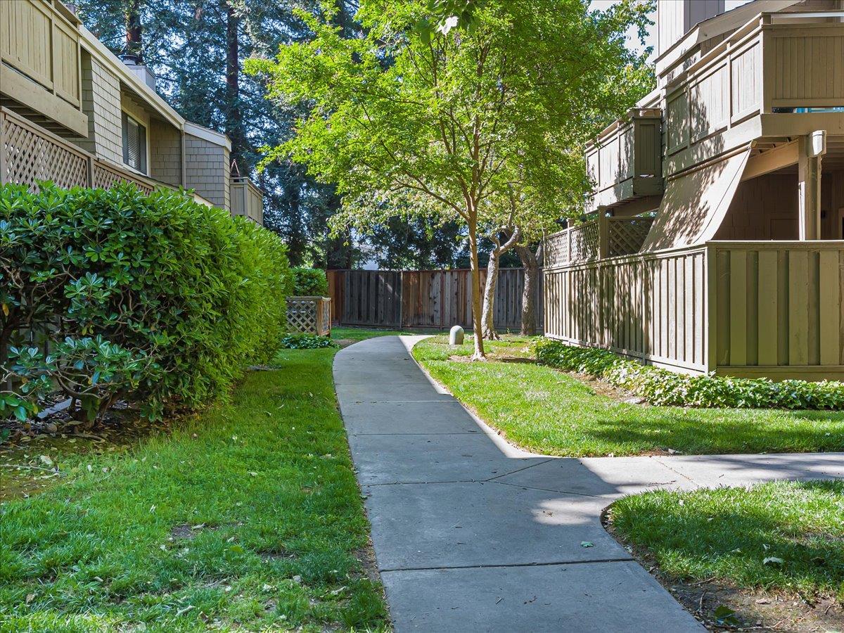 Detail Gallery Image 30 of 54 For 5693 Makati Cir #B,  San Jose,  CA 95123 - 1 Beds | 1 Baths