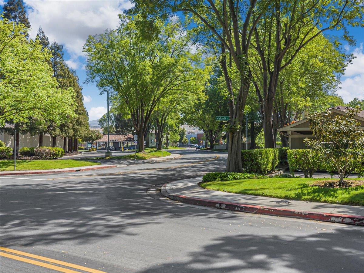 Detail Gallery Image 41 of 54 For 5693 Makati Cir #B,  San Jose,  CA 95123 - 1 Beds | 1 Baths