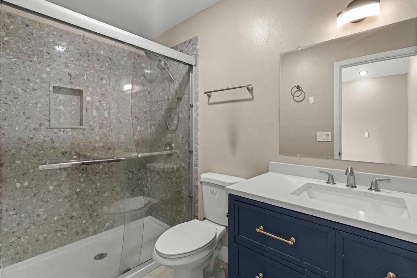 Detail Gallery Image 17 of 21 For 2604 Sierra Vista Ct, San Jose,  CA 95116 - 13 Beds | 10 Baths
