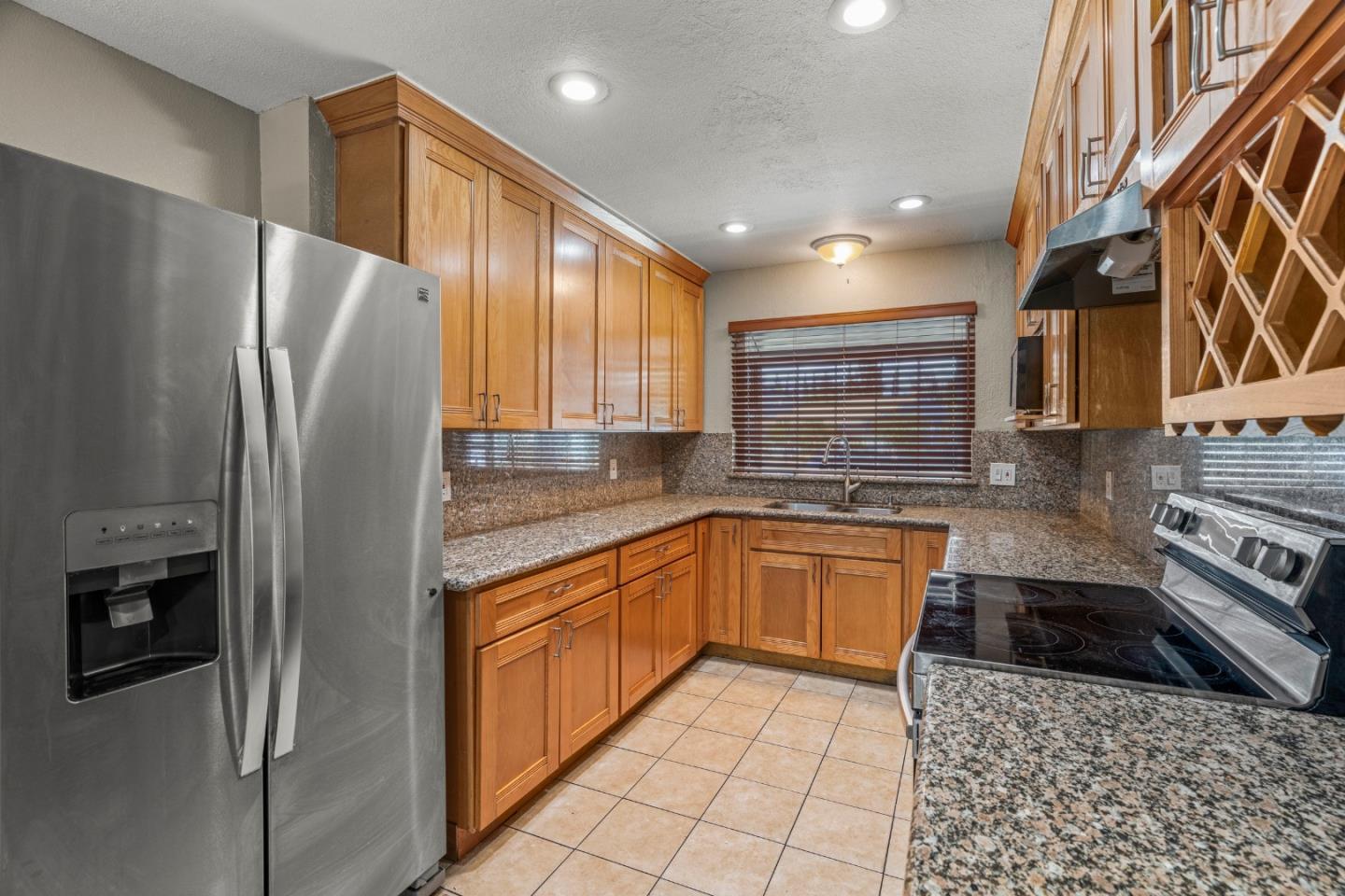 Detail Gallery Image 19 of 21 For 2604 Sierra Vista Ct, San Jose,  CA 95116 - 13 Beds | 10 Baths