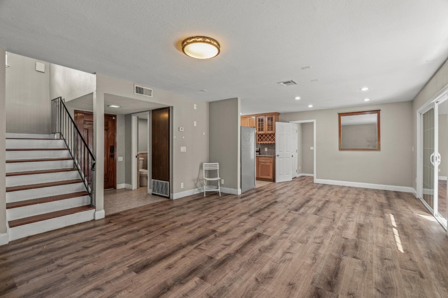 Detail Gallery Image 21 of 21 For 2604 Sierra Vista Ct, San Jose,  CA 95116 - 13 Beds | 10 Baths