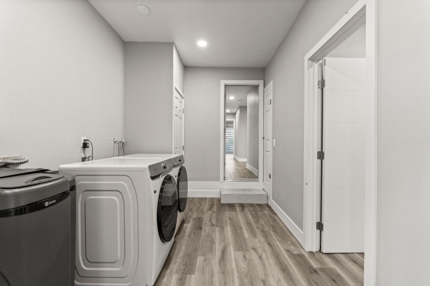 Detail Gallery Image 38 of 51 For 1241 Renraw Dr, San Jose,  CA 95127 - 4 Beds | 2 Baths
