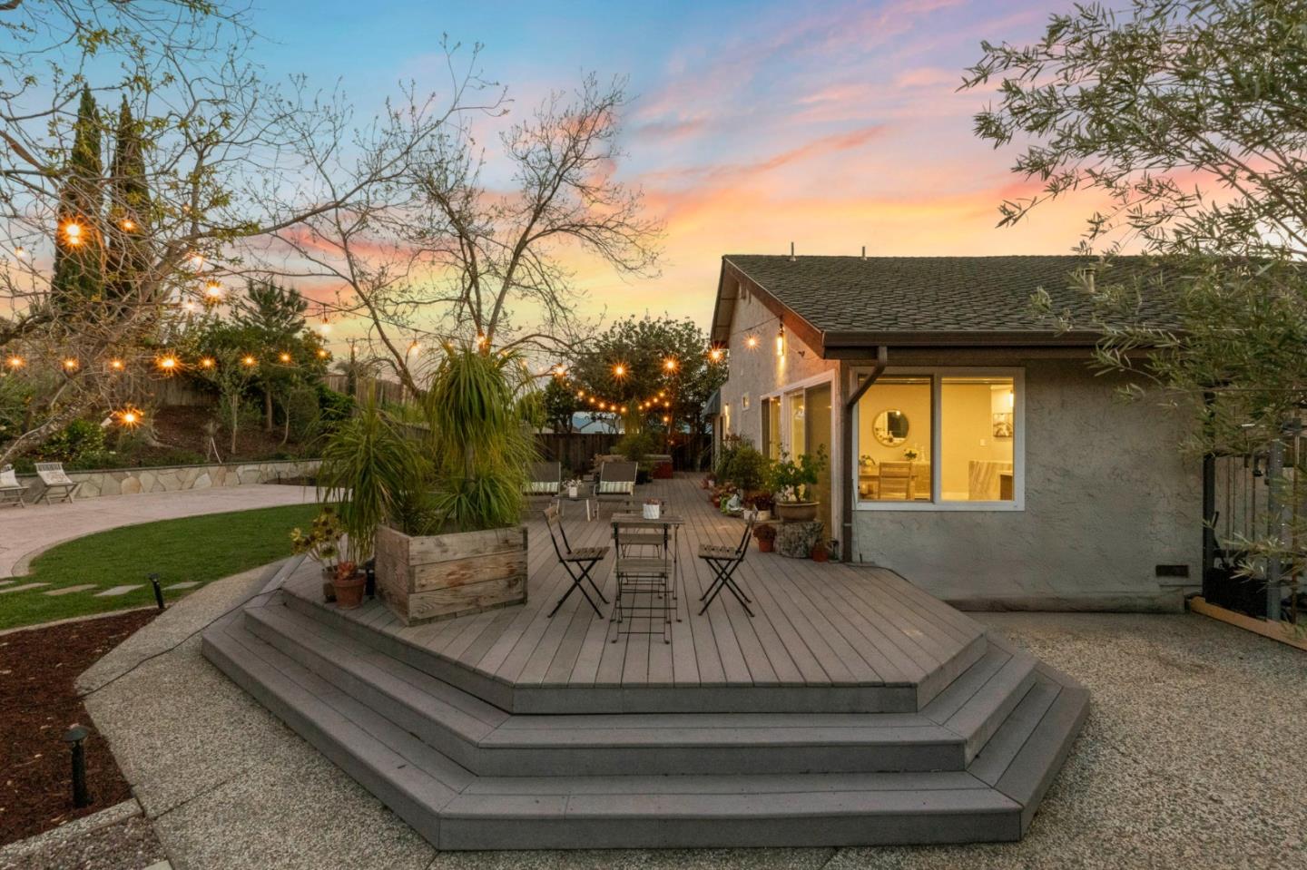 Detail Gallery Image 41 of 51 For 1241 Renraw Dr, San Jose,  CA 95127 - 4 Beds | 2 Baths