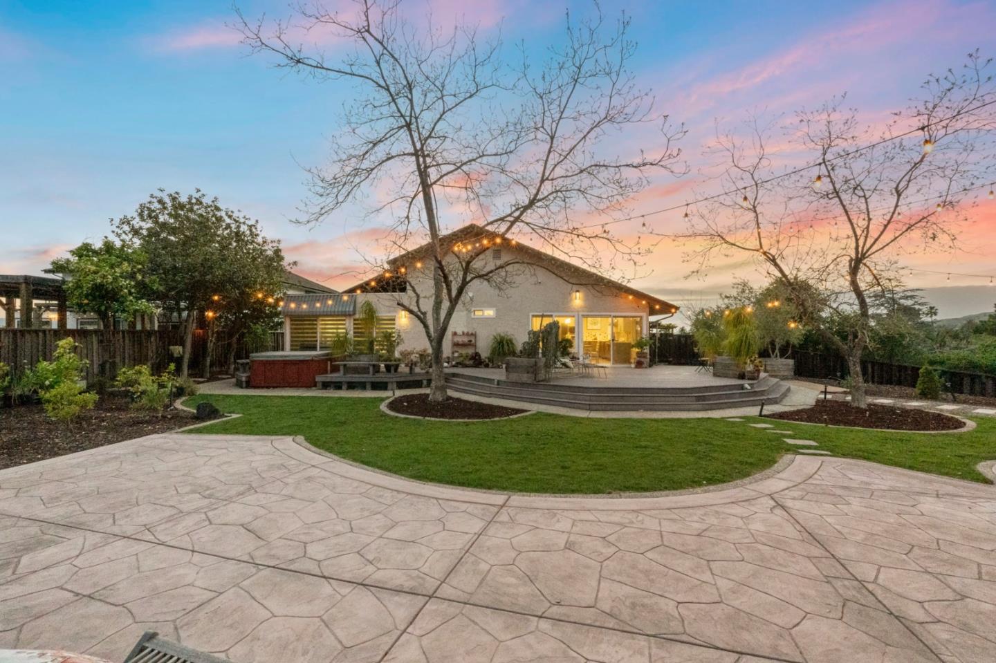 Detail Gallery Image 44 of 51 For 1241 Renraw Dr, San Jose,  CA 95127 - 4 Beds | 2 Baths