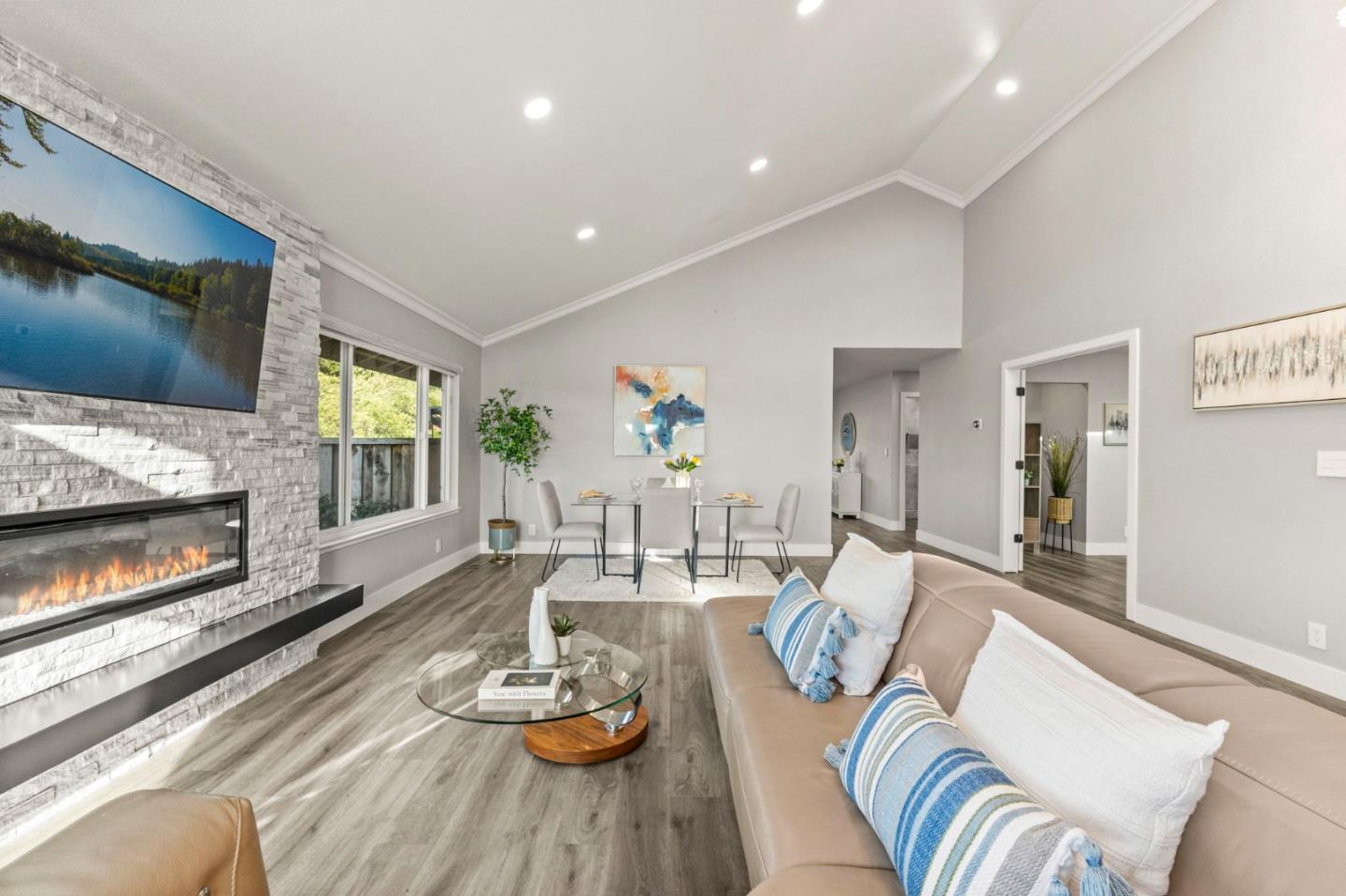 Detail Gallery Image 7 of 51 For 1241 Renraw Dr, San Jose,  CA 95127 - 4 Beds | 2 Baths